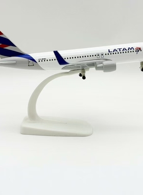 19cm拉塔姆航空LATAM空客机A320合金仿真飞机模型金属航模带轮子