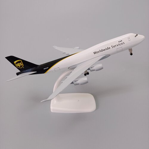UPS运输机波音机B747合金仿真飞机模型金属航模模型摆件带轮20cm