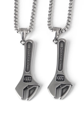 不锈钢时尚简约复古个性机械小扳手吊坠钛钢男女街头潮流长款项链