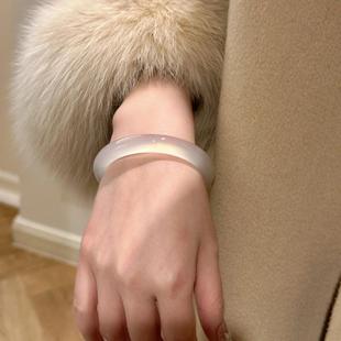 天然冰种白玉髓手镯荔枝冻女款透明玛瑙玉镯子精美礼盒手串叠戴