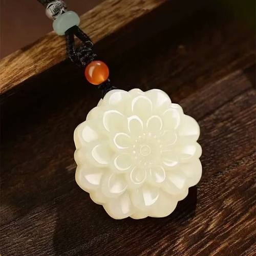 和田色青白玉玫瑰花吊坠花玉佩花开富贵挂件毛衣链百搭