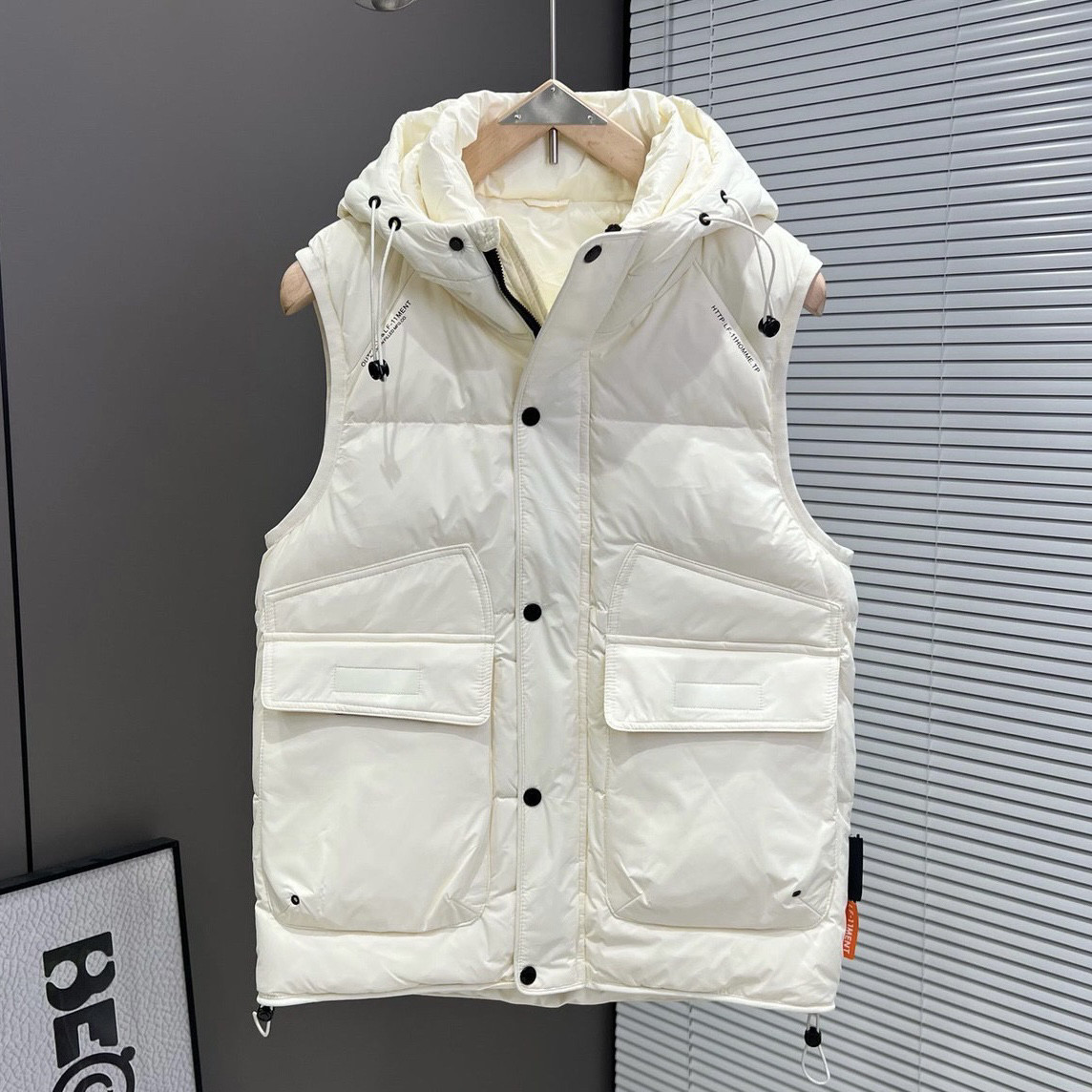 MENS WINTER DOWN JACKET VEST SLIM FIT WARM WHITE DUCK DOWN VEST JACKET KOREAN VERSION OF THE PUFFY DOWN SHOULDER TOP