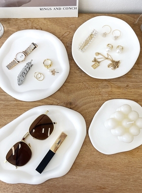 陶瓷收纳不规则托盘摆件