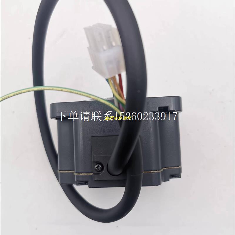 询价原装AXBM5120-GFH AXUM540-GN AXUM425-GN BLHM5100K