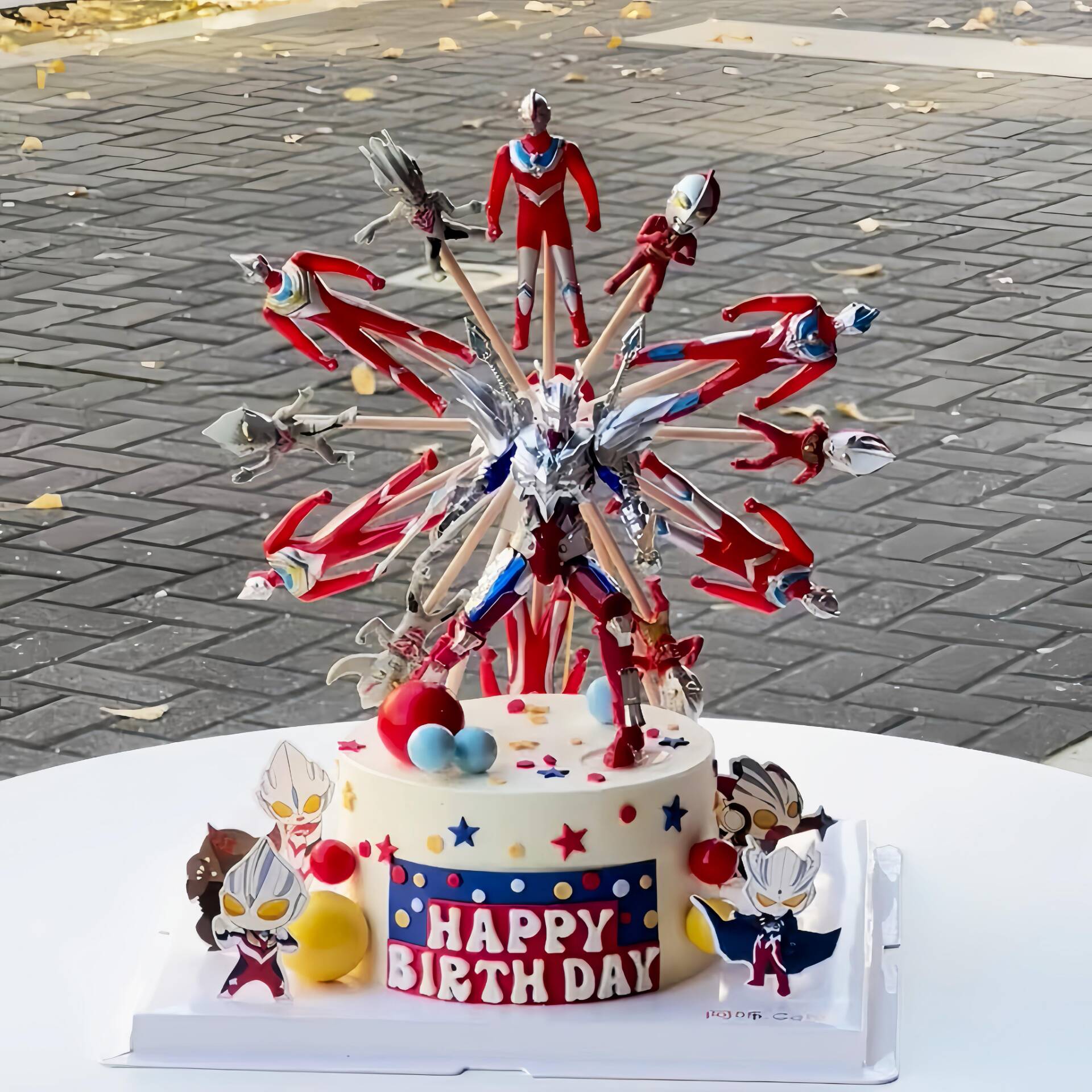 网红旋转奥特曼蛋糕装饰摆件电动旋转摩天轮奥特曼儿童生日装扮