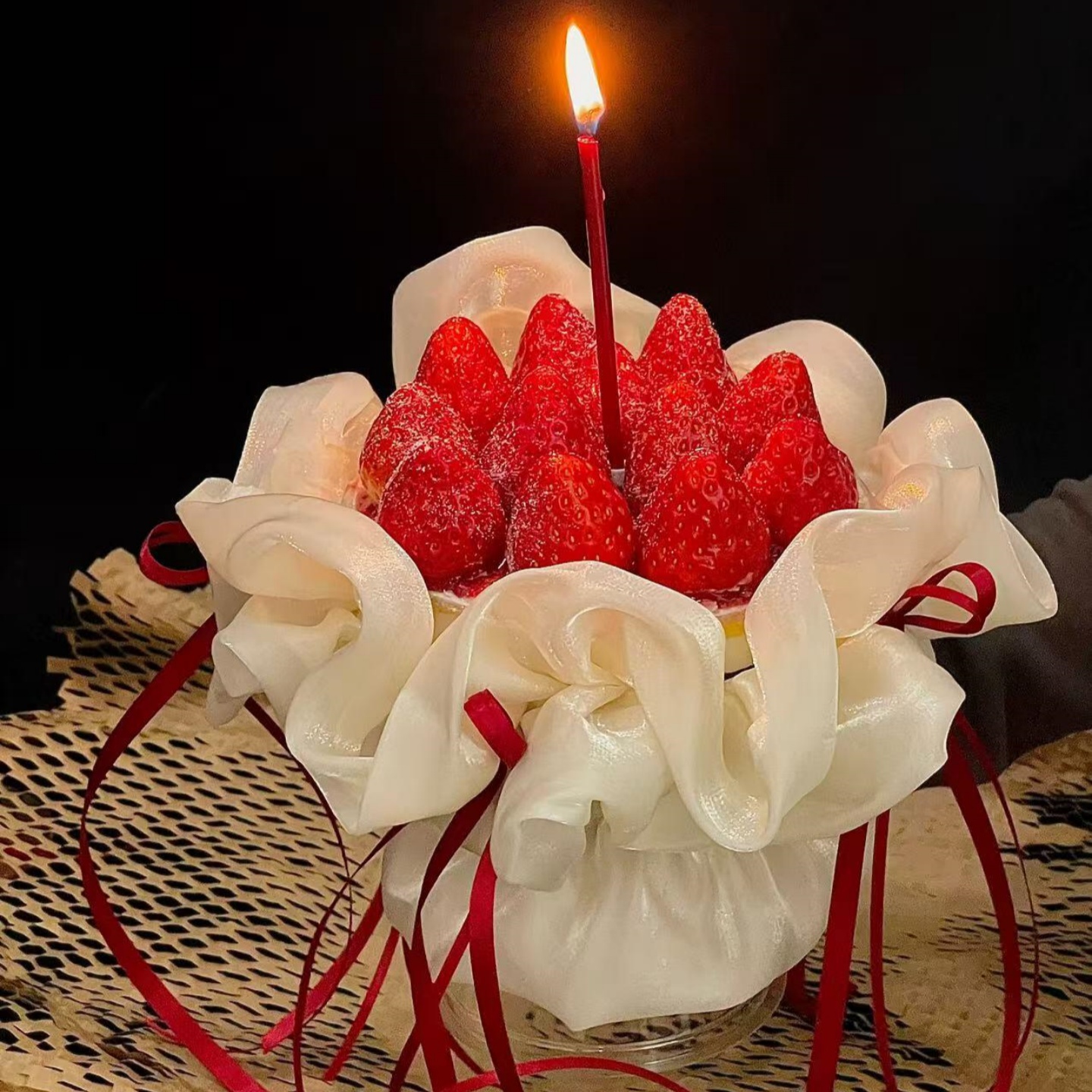 2026网红圣诞节新年草莓花束蛋糕装饰插件褶皱围边丝带烘焙装扮