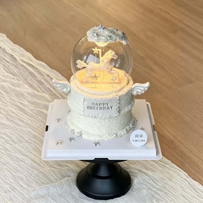 2026唯美创意水晶球蛋糕装饰旋转木马摆件银色星星甜品台装扮配件