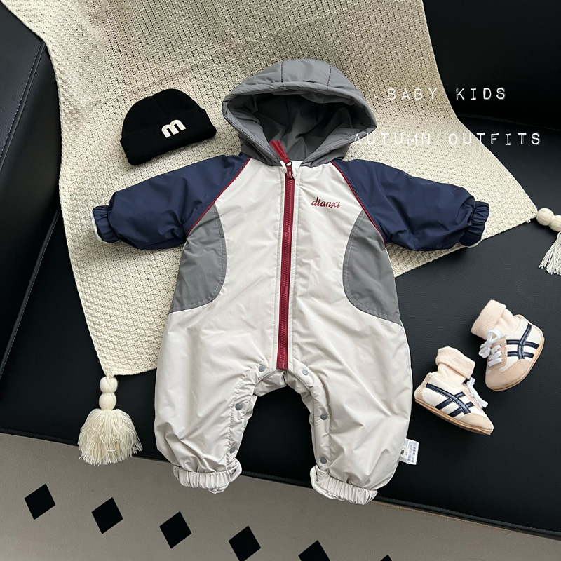 宝宝冬装衣服冬季加棉加厚冲锋衣婴幼儿防风保暖连帽外出连体衣