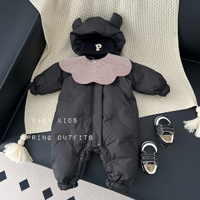 婴儿羽绒服冬季连体衣冬装加绒加厚保暖衣服新生儿外出服防风抱衣