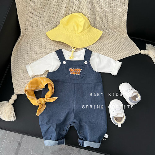 INS春装衣服男宝宝秋季开档牛仔背带裤婴幼儿外出开档连体衣爬服