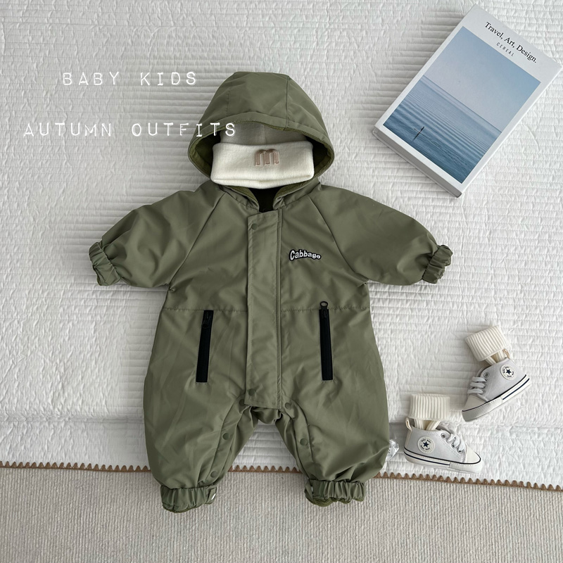 婴儿冬季加绒连体衣男宝宝保暖防风冲锋衣外套外出加厚哈衣爬服潮