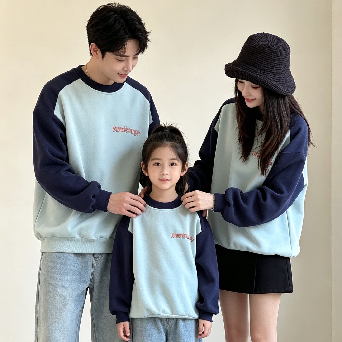 亲子装秋冬装一家三四口母子母女全家装宽松嘻哈风运动儿童卫衣潮