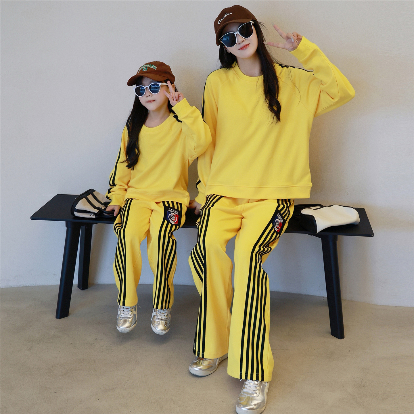 运动会套装活动服学校班服母女秋冬季圆领卫衣亲子装一家三口四口