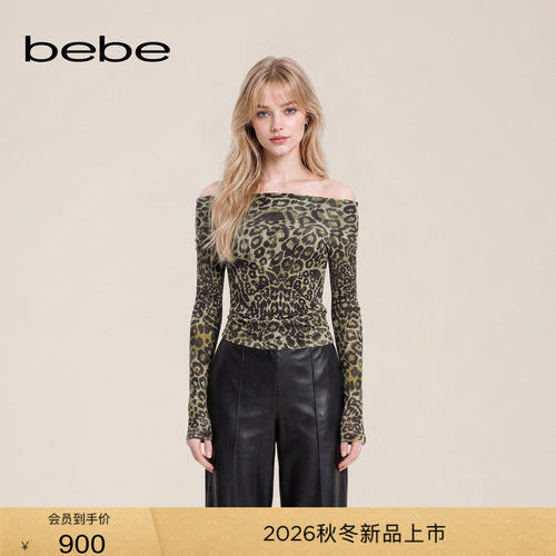bebe2026冬季新款女士复古风豹纹印花一字肩修身针织上衣