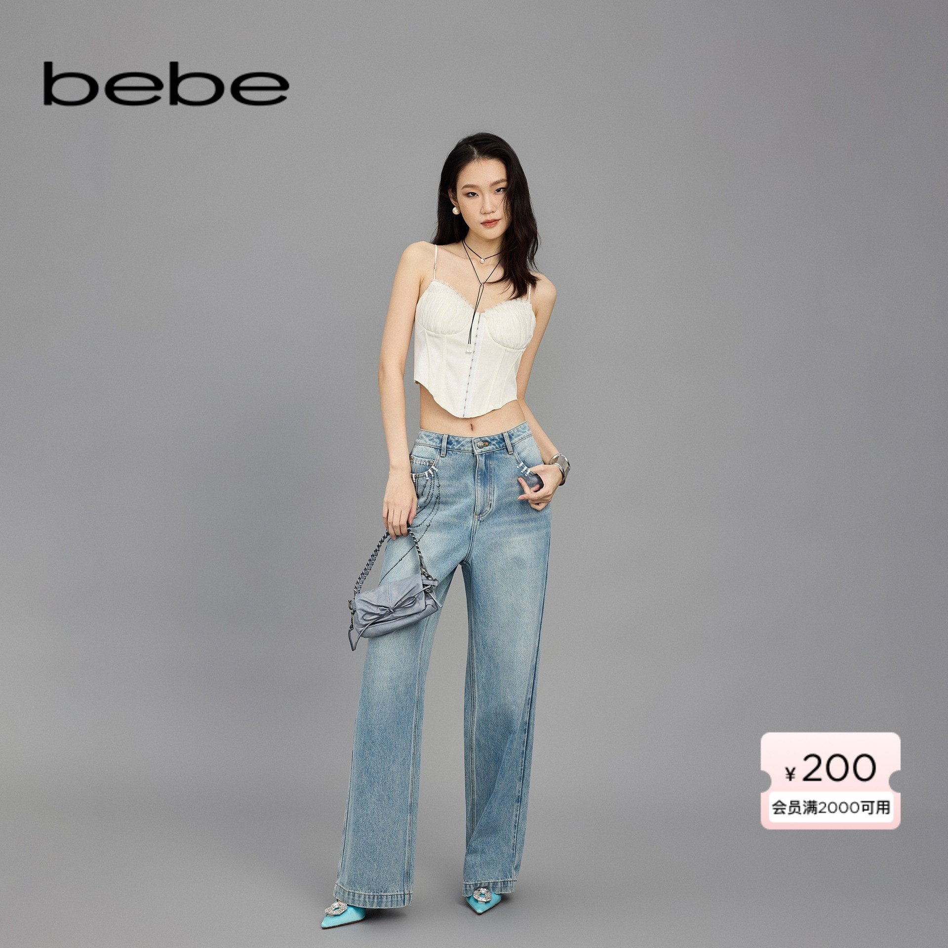 bebe春季新款印花牛仔裤