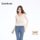 女士V领袖 bebe2026春季 新款 口下摆荷叶边设计上衣180103