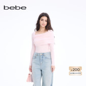 女士露肩外领褶皱设计精致修身 bebe2026春季 新款 针织上衣130501