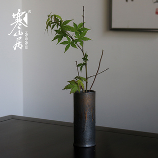 小花入茶室花道瓶子 寒山居黑陶花瓶铁釉花器鎏金陶瓷花插禅意日式