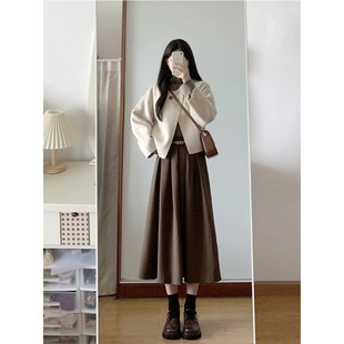 深冬装搭配一整套法式小香风连衣裙子冬季韩剧穿搭冬裙套装两件套