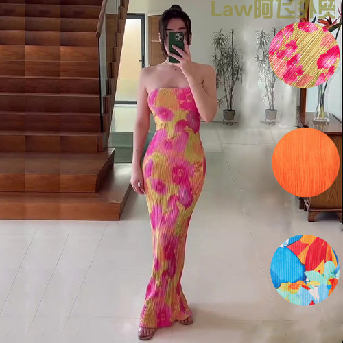 Sexybacklessslimwomen'ssatindr
