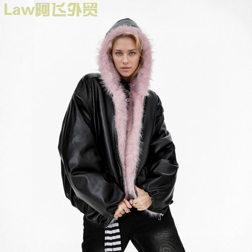 Strapvestwithhollowedoutlacese
