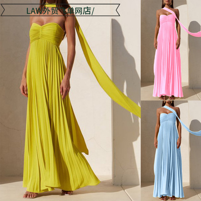 Sleevelesssequinbacksplitsexyp