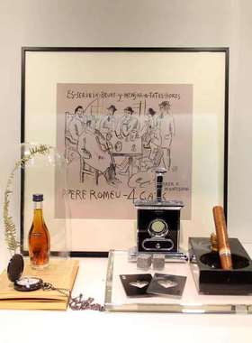 样板间书房飘窗雪茄红酒饰品摆件