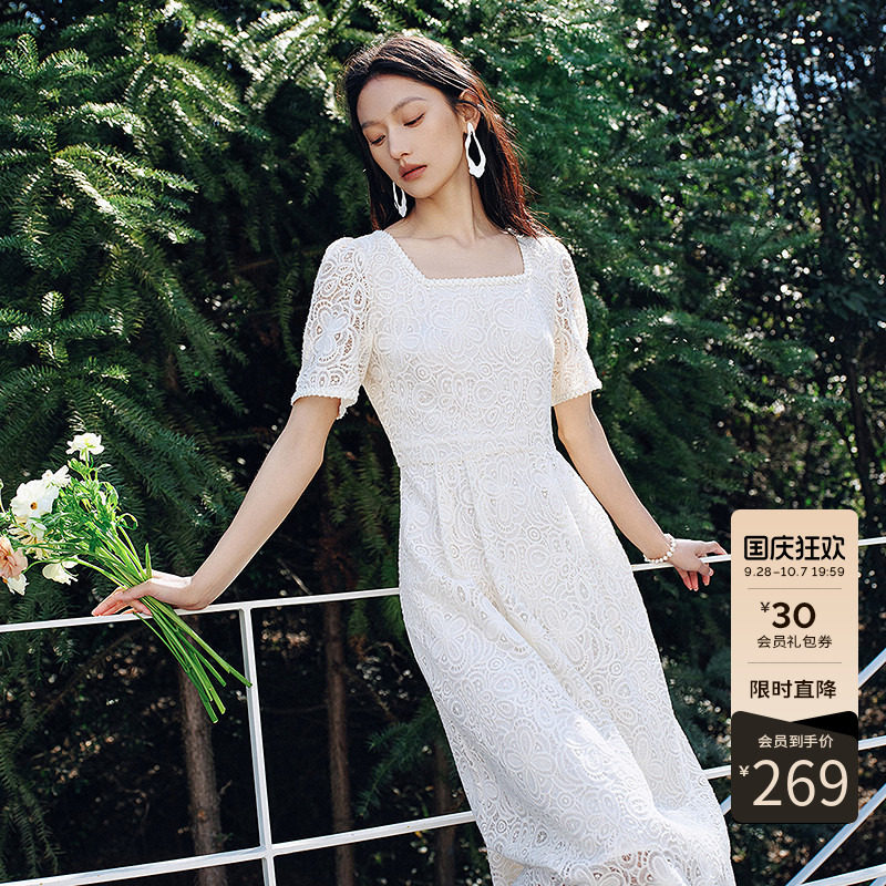 衣香丽影重工蕾丝方领连衣裙女夏装珠片四叶草茶歇裙子