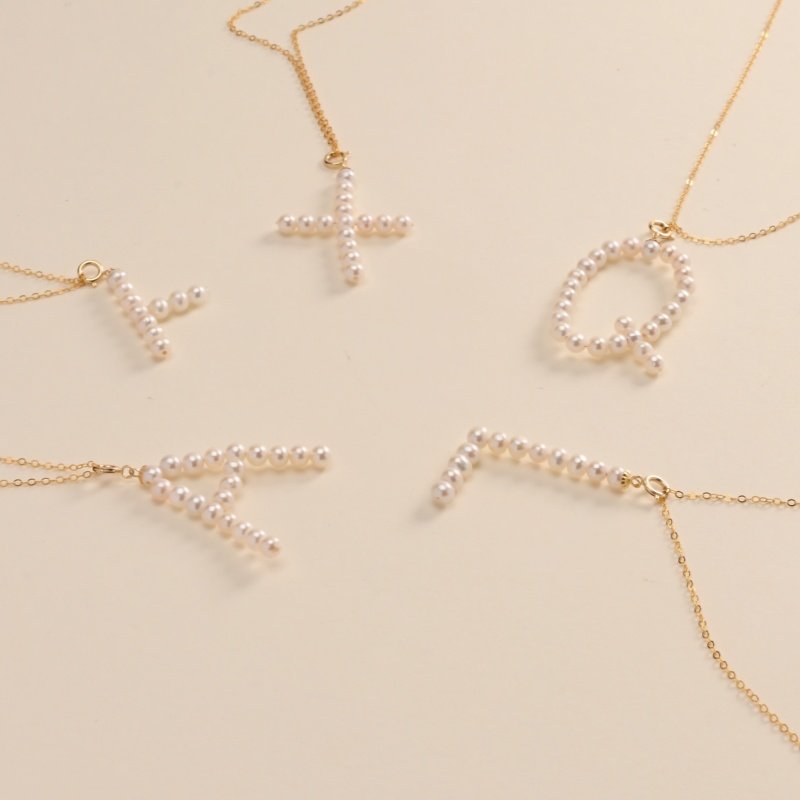 18K金淡水珍珠吊坠项链白色字母原创设计百搭送银链生日礼物女