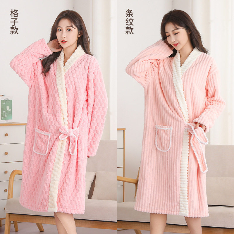 毛茸茸睡袍新款女生保暖斗篷加绒睡衣少女家居女家居服冬天可爱