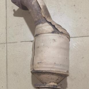 五菱宏光1.5原厂三元催化器原装三元催化器解决故障灯