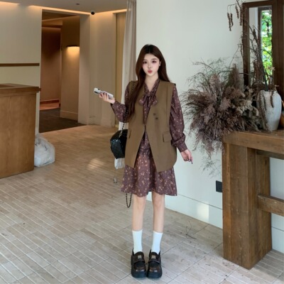 孕妇早秋气质系带碎花裙马甲外套