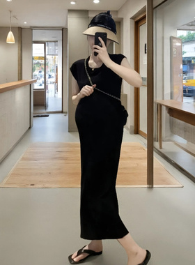 时髦孕妇夏季针织弹力紧身裙2025新款极简大方黑色显瘦连衣裙外穿
