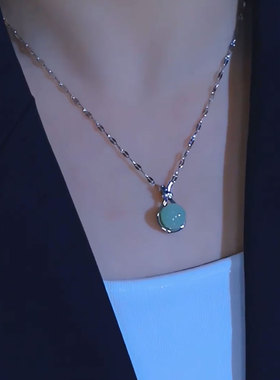 简约高级感新中式绿色福袋项链女