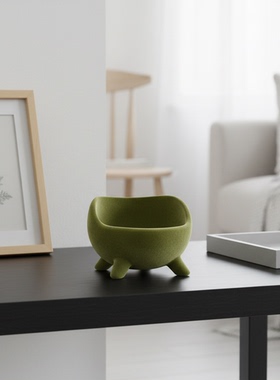 北欧风绿色毛绒小凳子桌面摆件