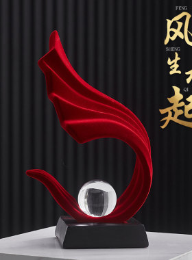 本命年摆件轻奢高档红色2026马年风生水起办公室电视柜送朋友礼物