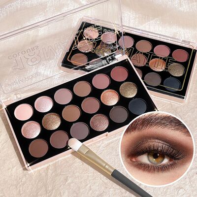 18-Color Eyeshadow Palette – Pearlescent, Matte, Fine Shimm