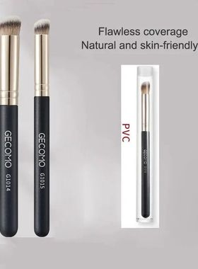 Angled Partial Concealer Brush Covers Facial Blemishes And A