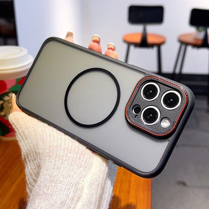 适用于iPhone15手机壳黑色磨砂苹果15pro/15promax磁吸iphone男女半透明不撞款防摔防指纹