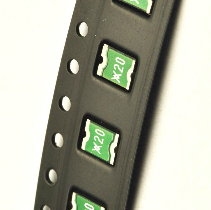 1812 2A 8V 2000MA SMD贴片自恢复保险丝MF-MSMF200-2