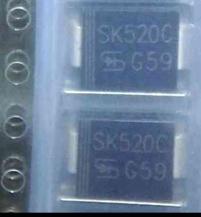 SK520C SB5200 全新原装 肖特基二极管 5A 200V 贴片SMC DO-214AB