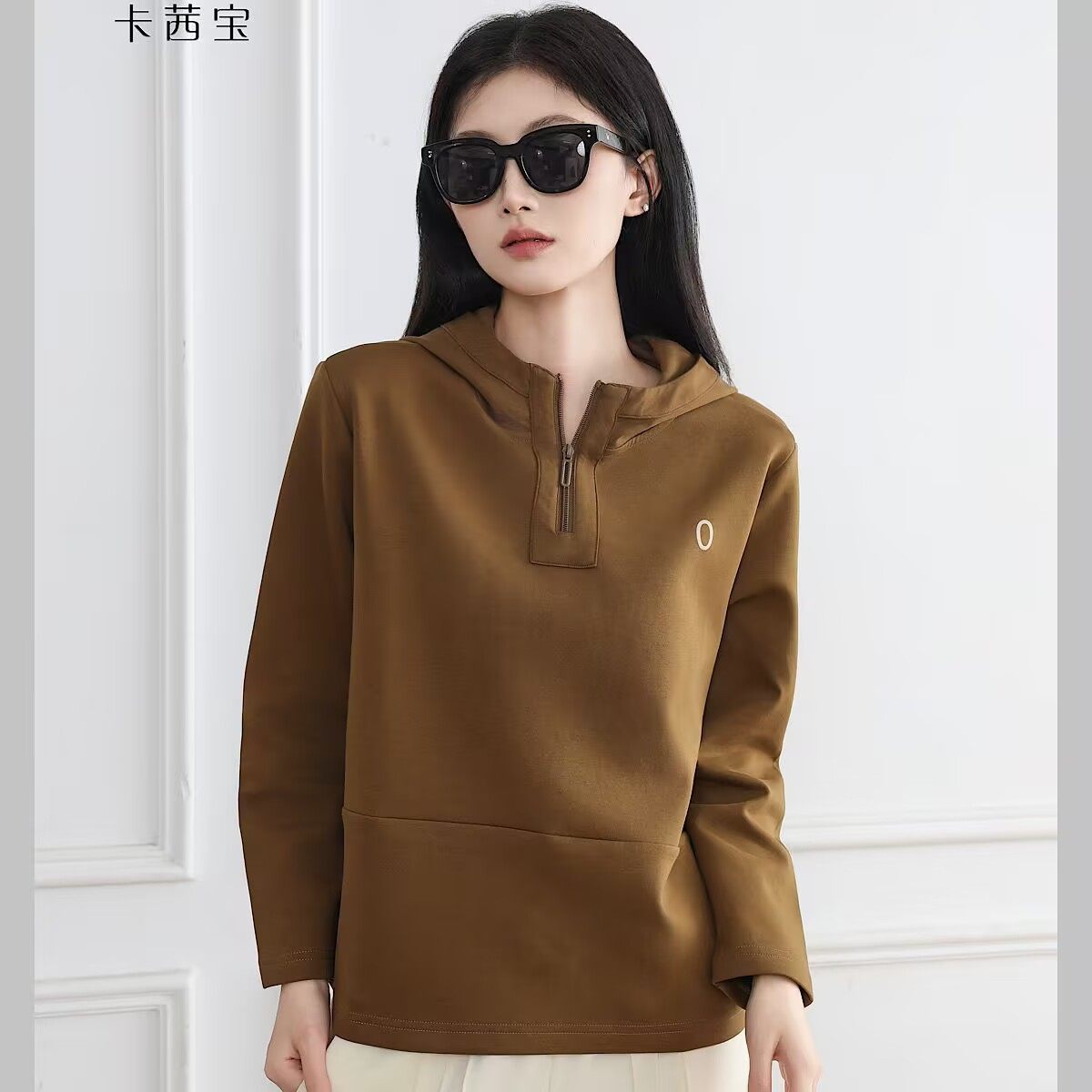 卡茜宝卫衣女2025秋季新款空气棉宽松连帽套头衫拉链通勤休闲外套