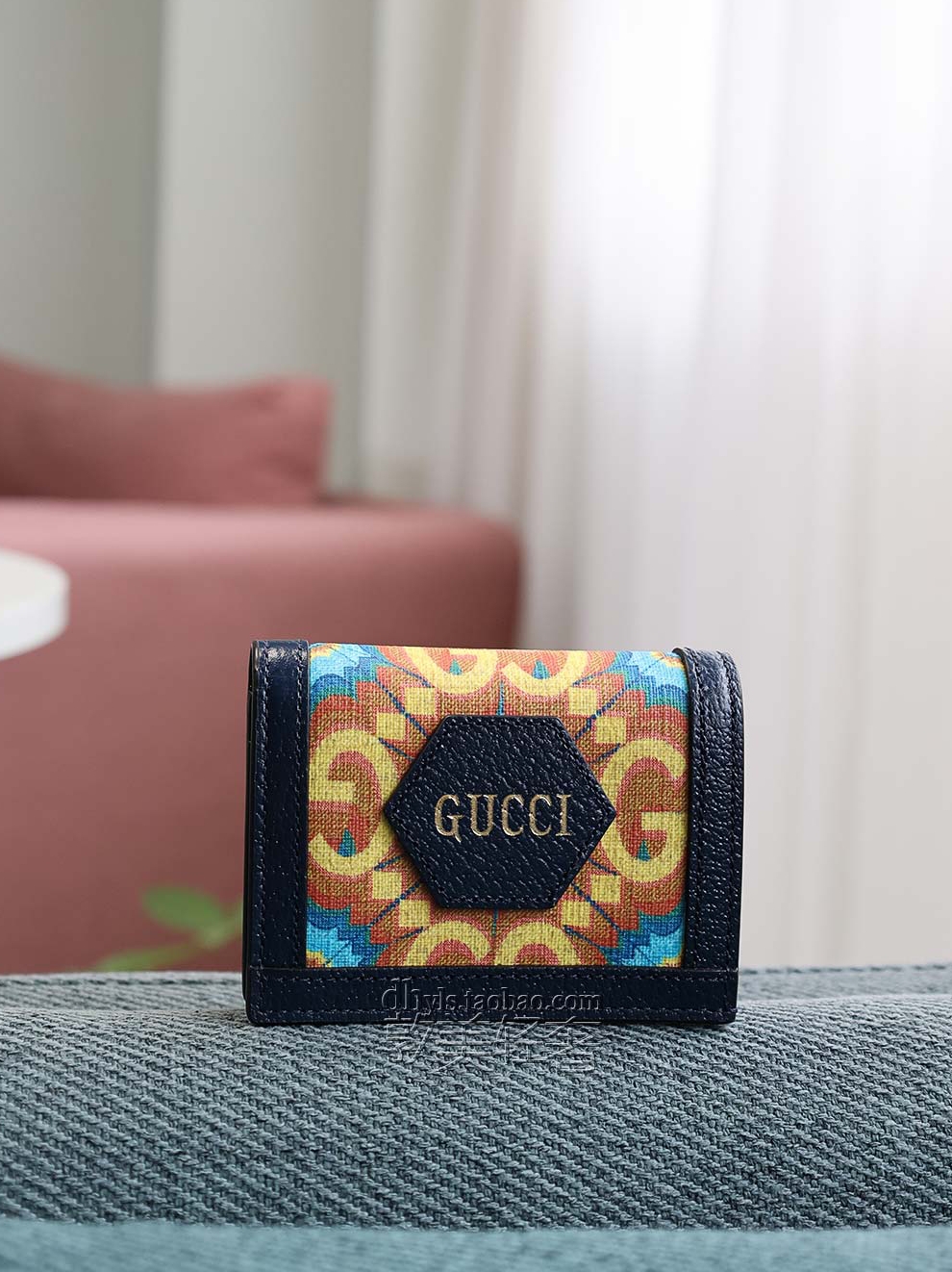 Gucci/古驰 女式短款钱包帆布配皮花卉提花钱包手拿包 676297