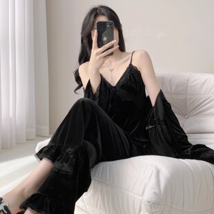 露丝同款金丝绒睡衣女性感纯欲2025秋冬新款长袖吊带家居服三件套