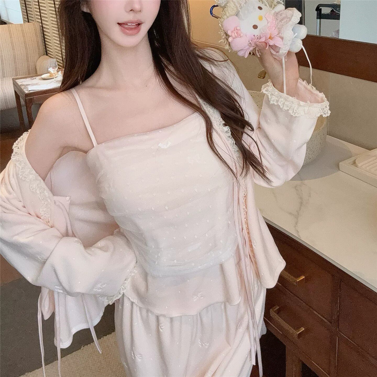 纯欲风甜美压花海岛绒睡衣三件套秋冬新款带胸垫保暖双面绒家居服