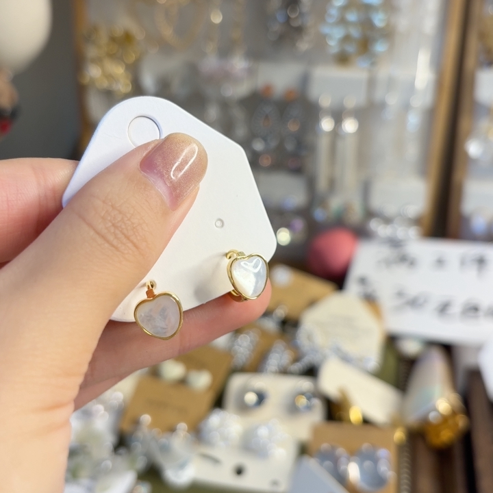 满2件或者满30元包邮