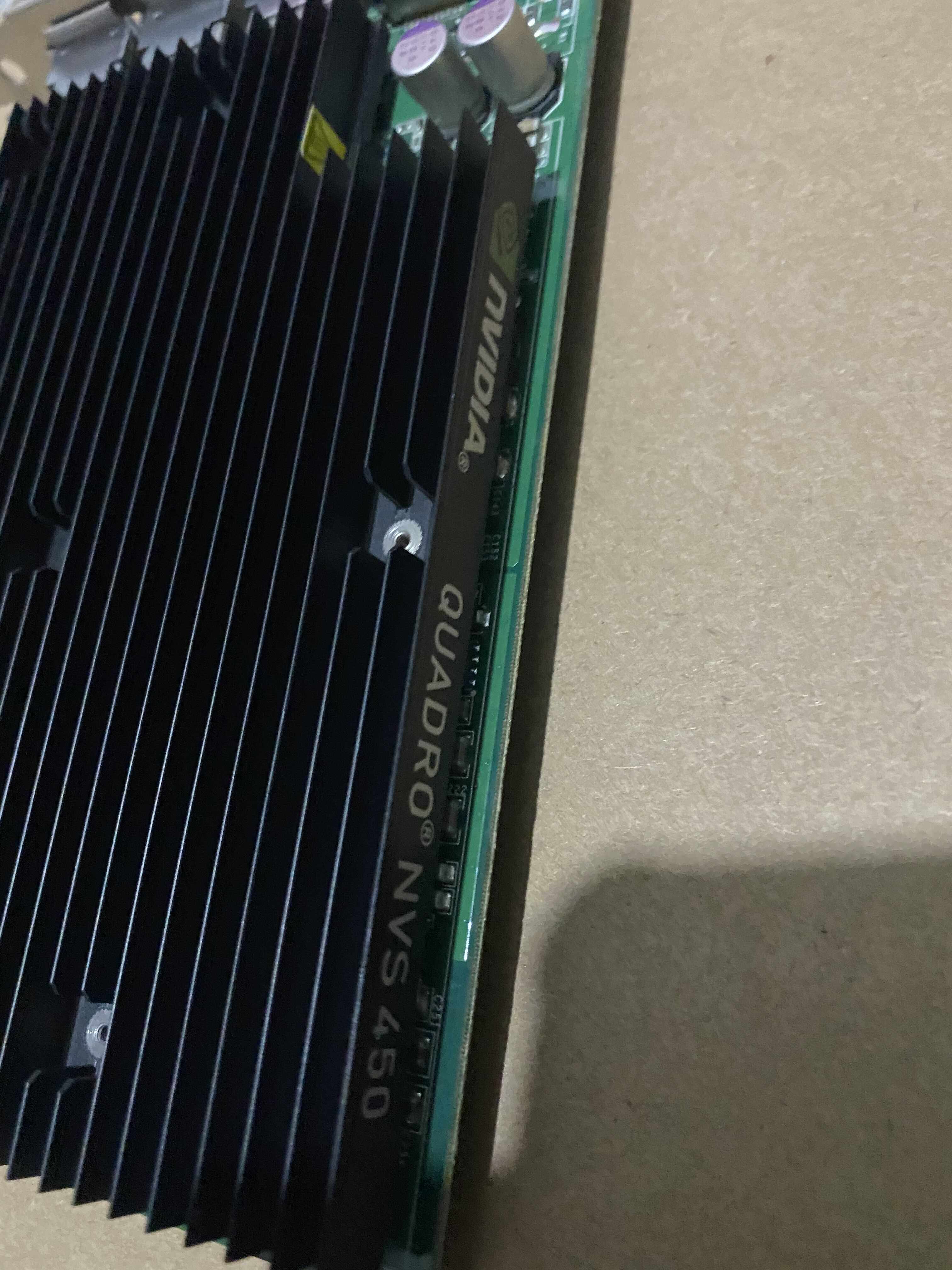 几乎全新quadro nvs 450 512m 4dp 高清专业炒股 四屏显 多屏显卡