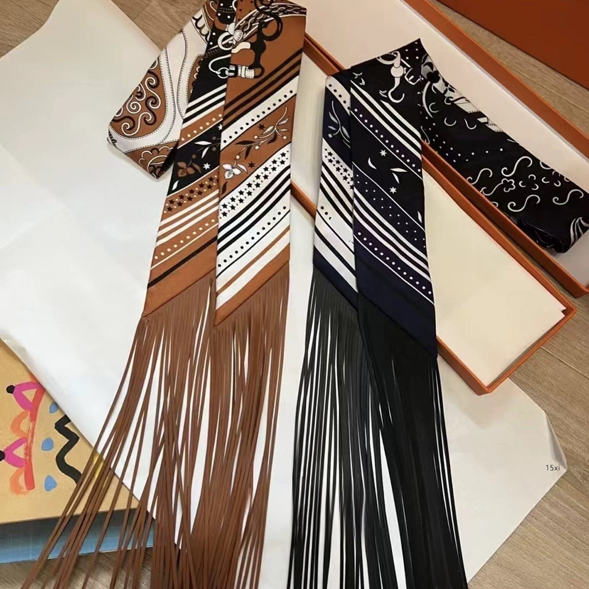 网红同款流苏丝巾斜纹绸小领巾女时尚百搭装饰绑包包丝带发带飘带