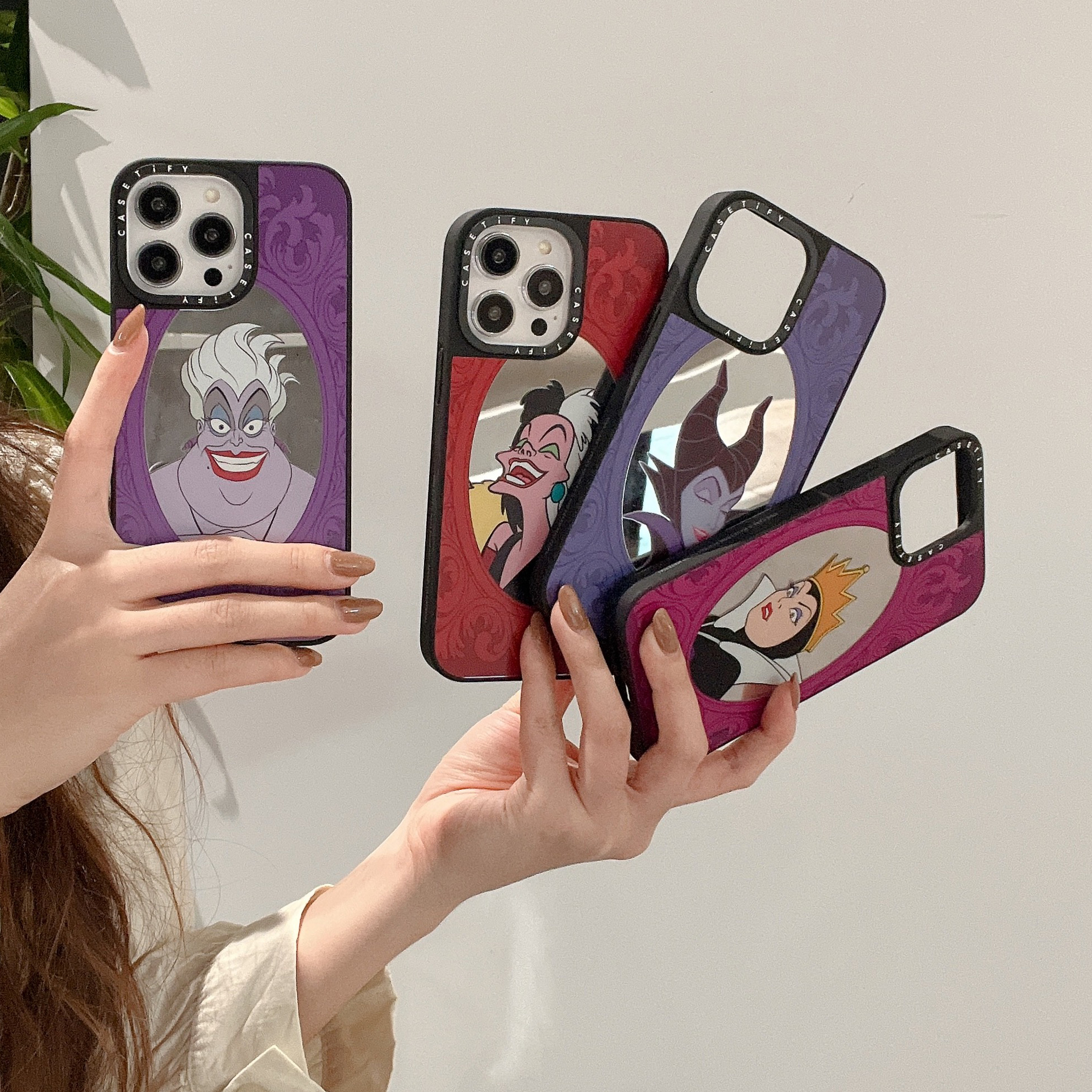 CAS可爱万圣节人物镜面适用苹果15Pro新款防摔iPhone14Promax手机壳CASE明星同款12promax潮11/13pro保护套