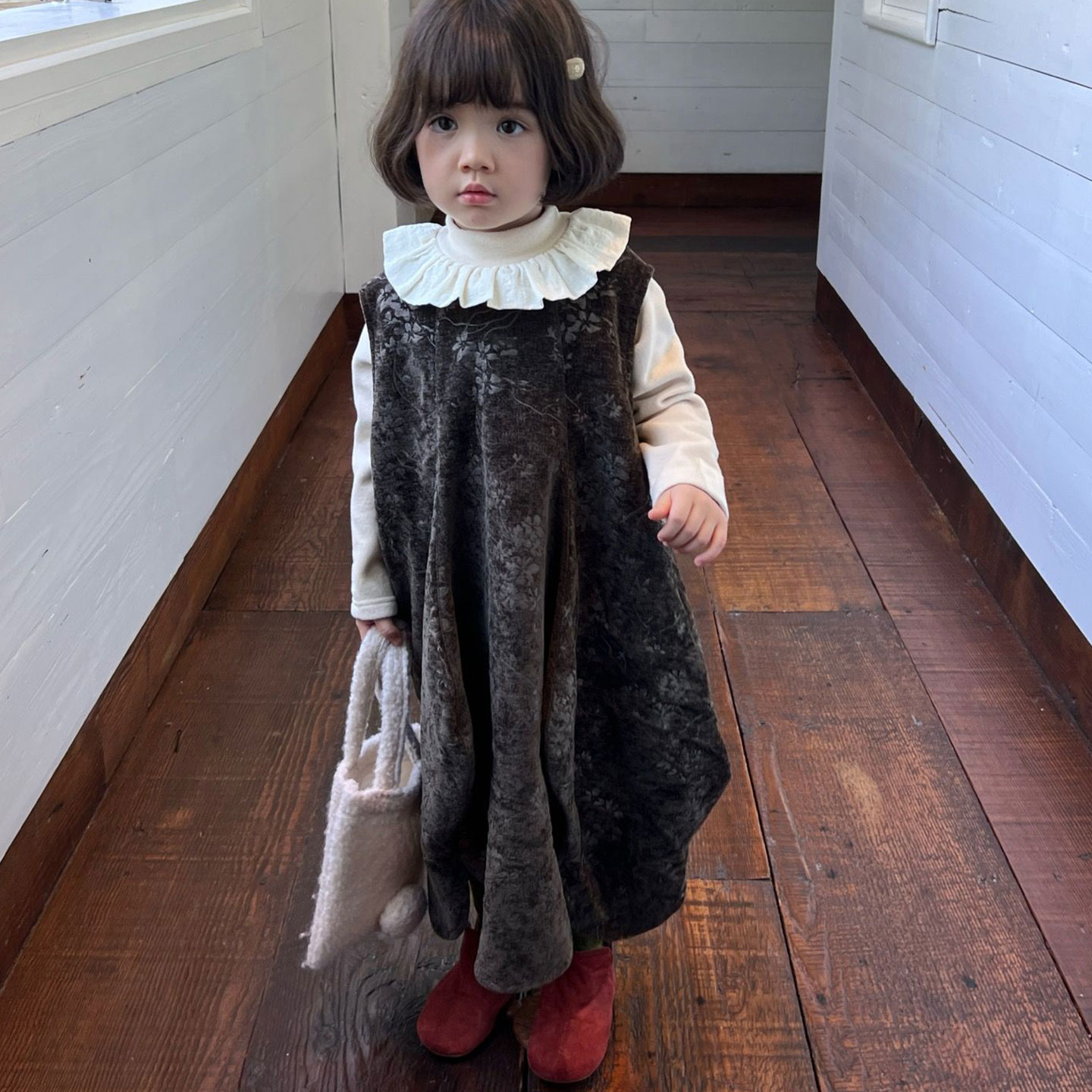 女童连衣裙儿童秋冬装2025新款加绒加厚碎花背心裙宝宝时髦裙子潮